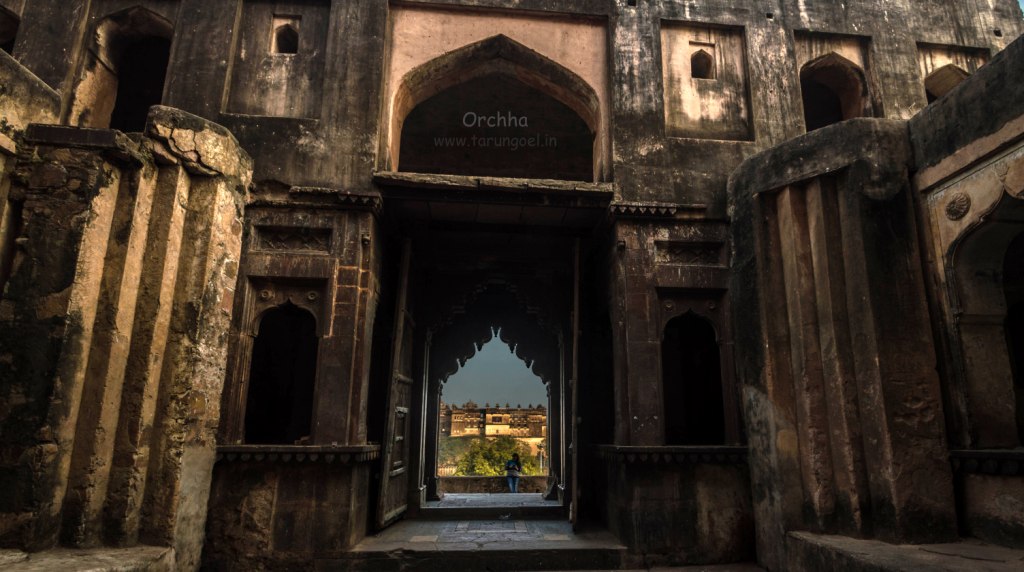 Chaturbhuj Temple, Orchha